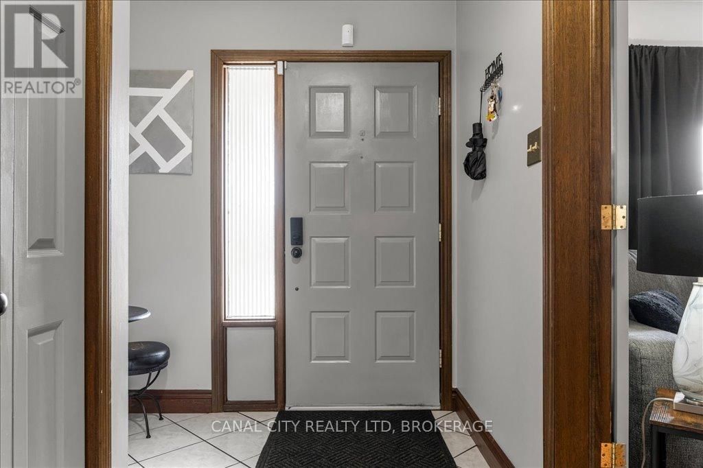 20 CAPRI STREET Image 3