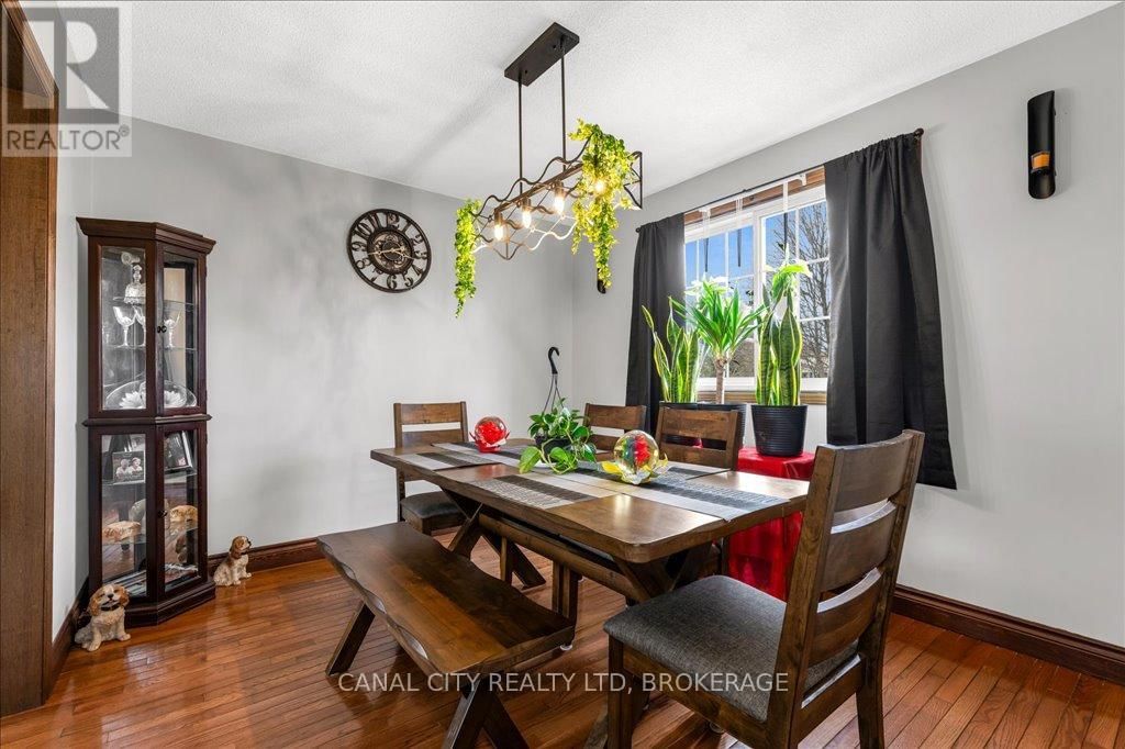 20 CAPRI STREET Image 7