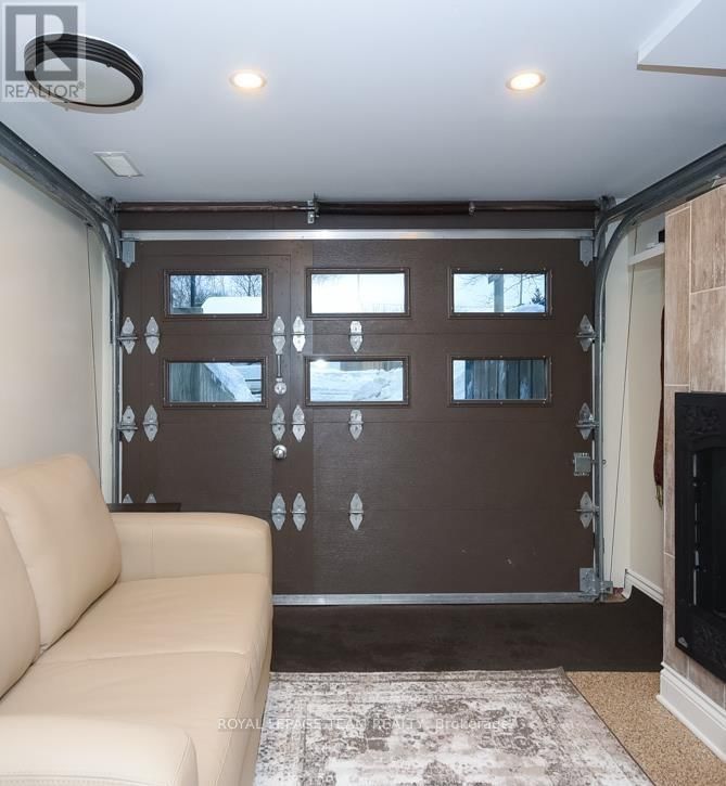 1268 HENRY FARM DRIVE WEST Image 15