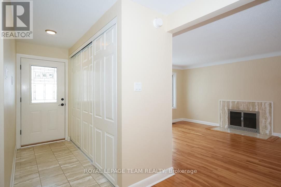 1268 HENRY FARM DRIVE WEST Image 3