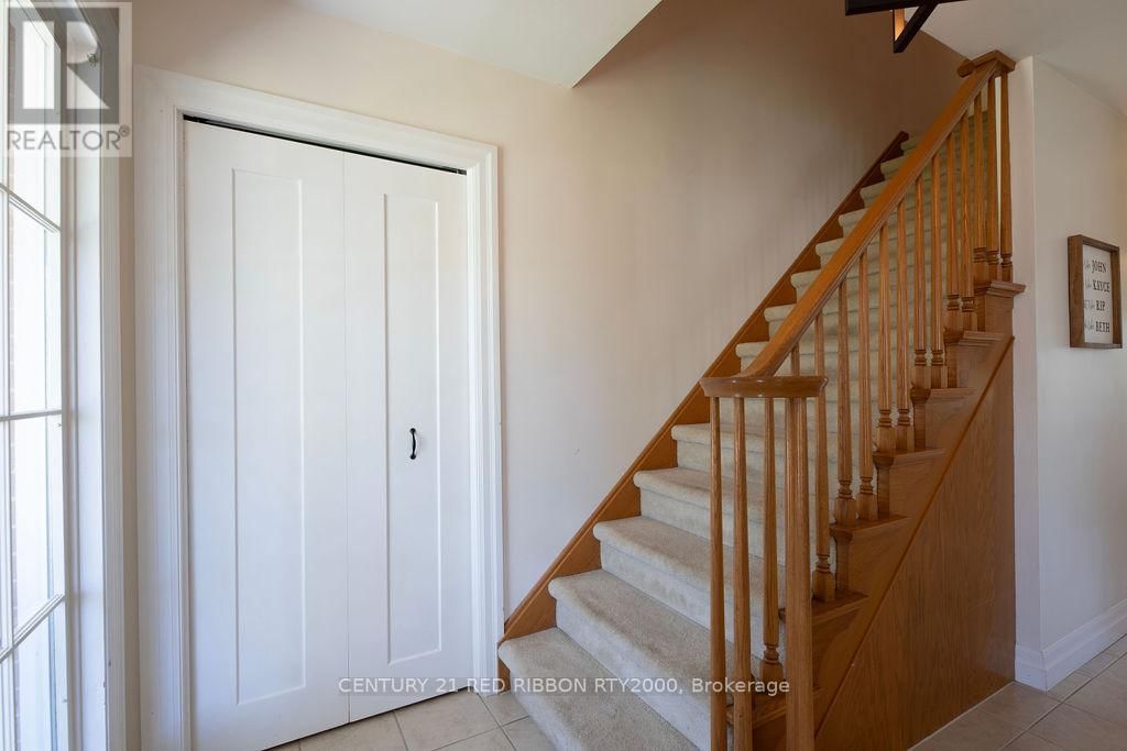 218 RIVERVIEW DRIVE Image 27