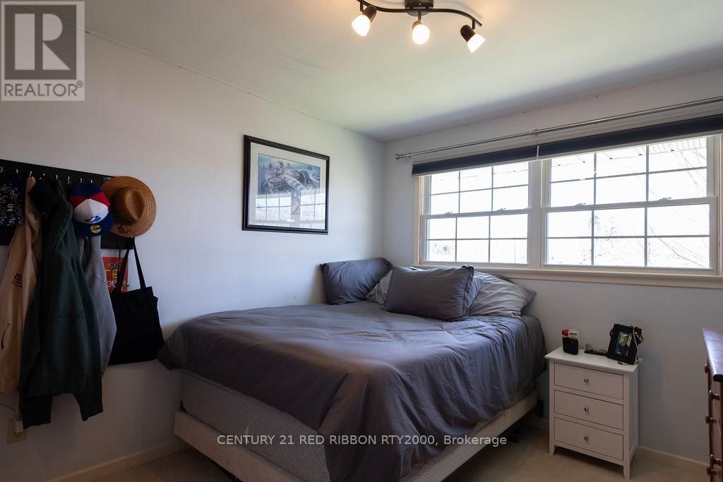 218 RIVERVIEW DRIVE Image 38