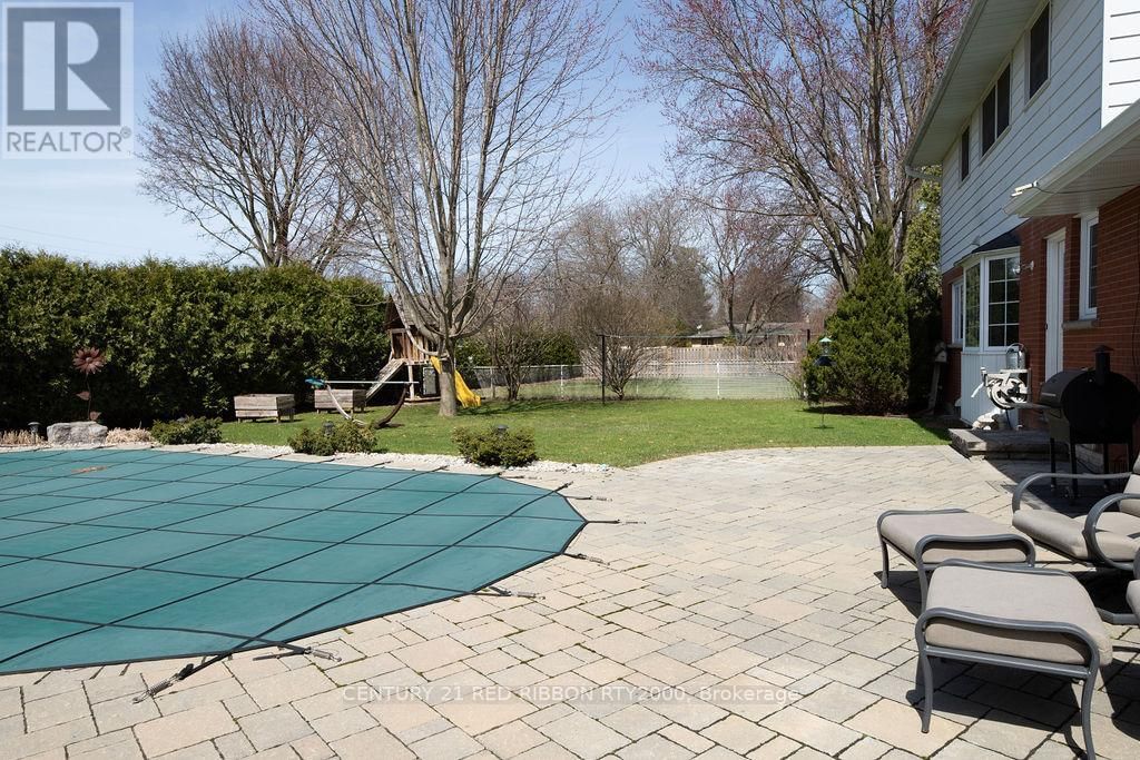 218 RIVERVIEW DRIVE Image 48