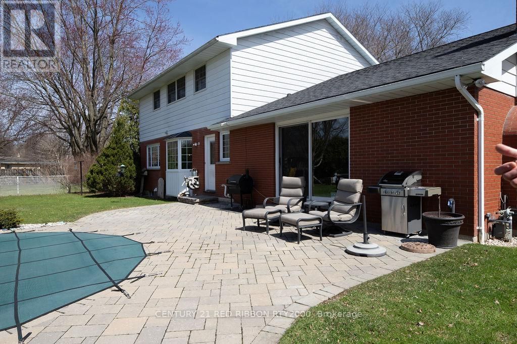 218 RIVERVIEW DRIVE Image 49
