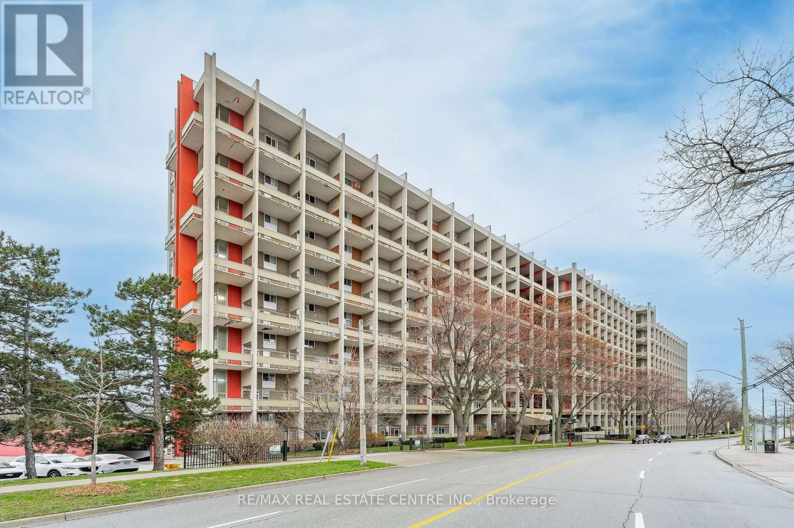 141 - 350 QUIGLEY ROAD Image 1