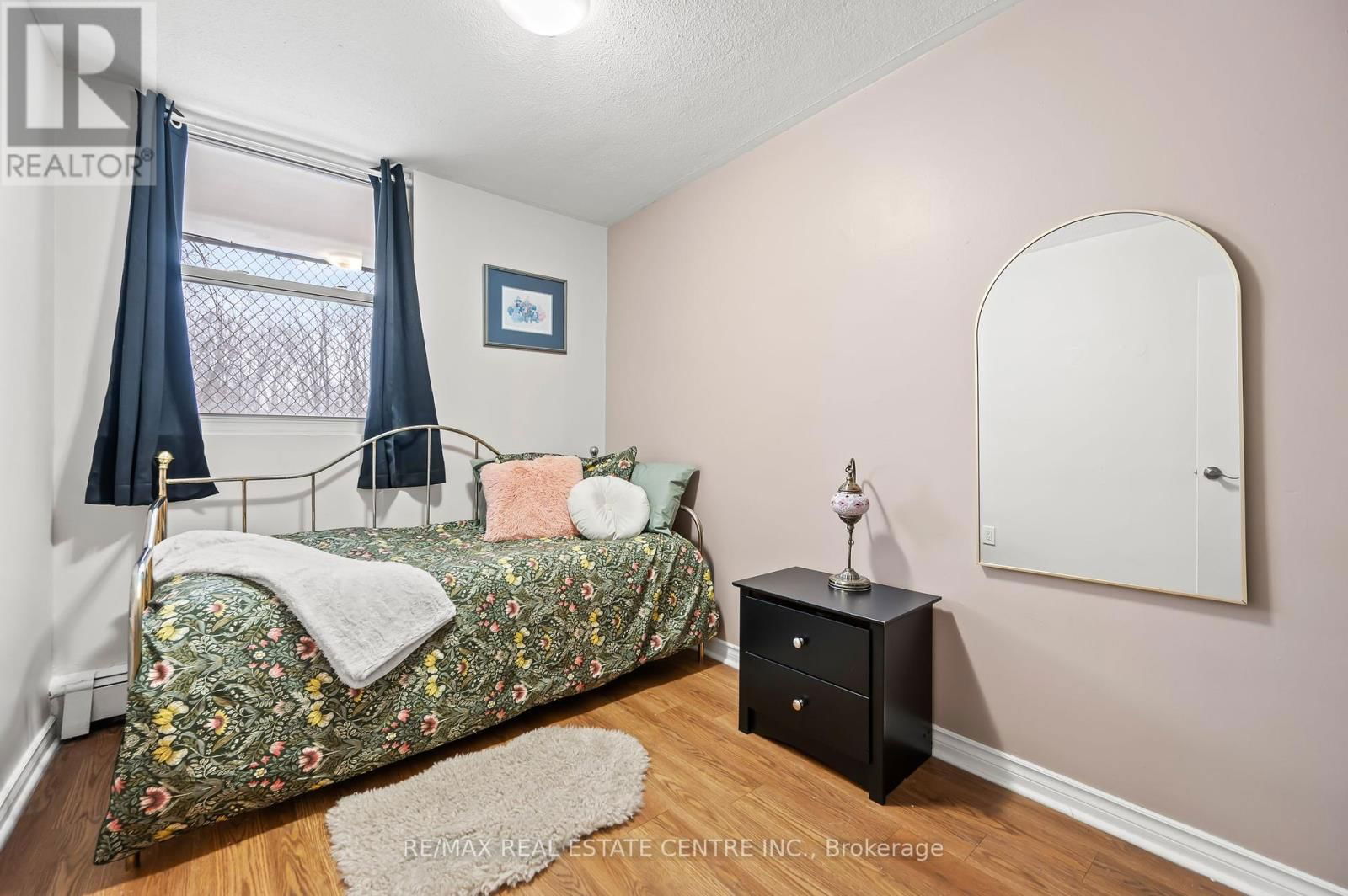 141 - 350 QUIGLEY ROAD Image 17