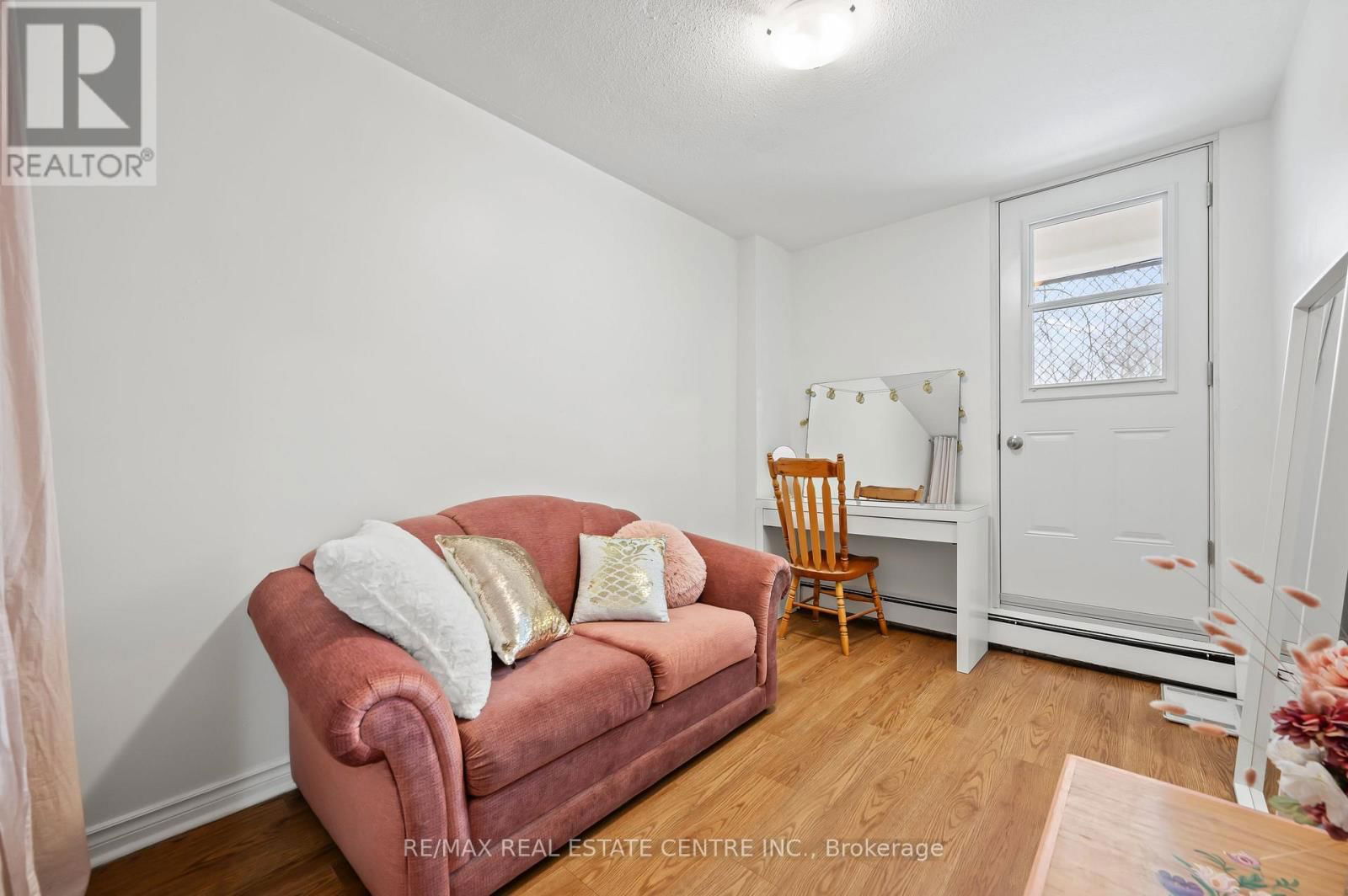 141 - 350 QUIGLEY ROAD Image 19