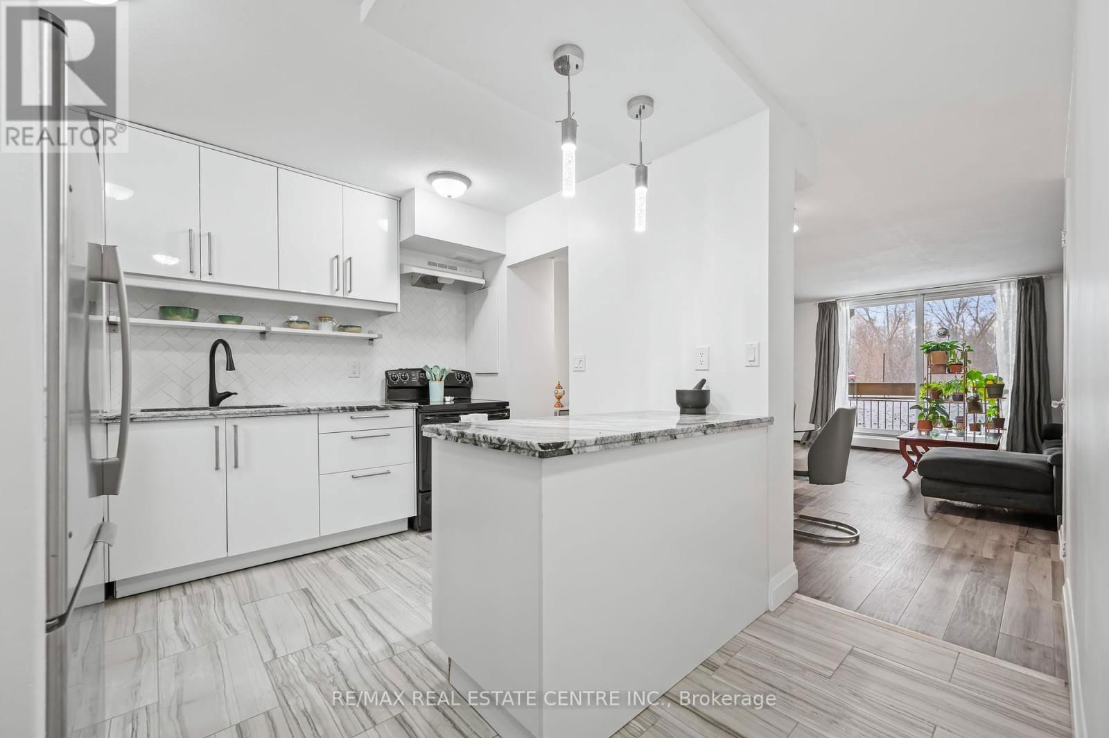 141 - 350 QUIGLEY ROAD Image 2
