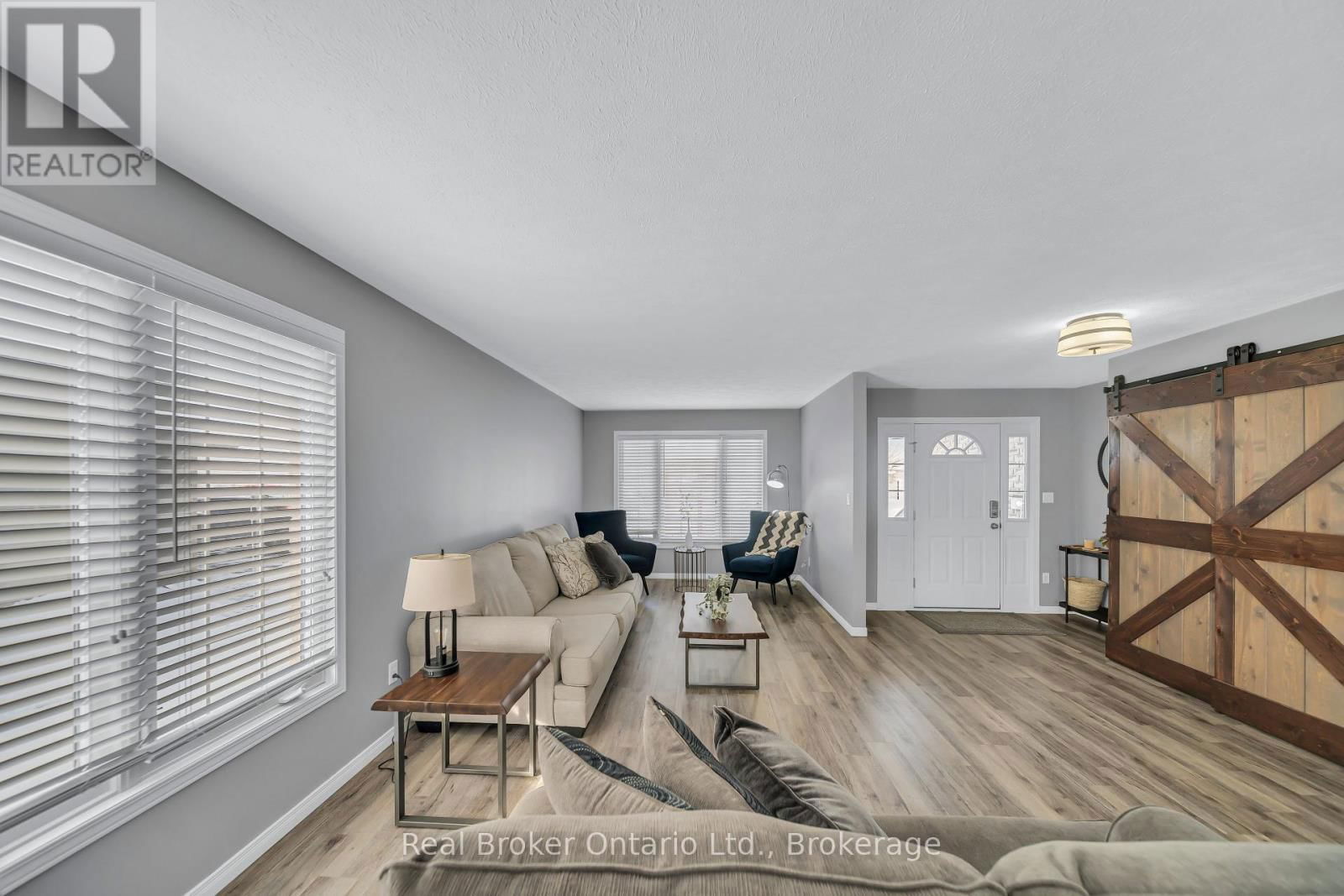 500 HAVELOCK AVENUE SOUTH Image 7