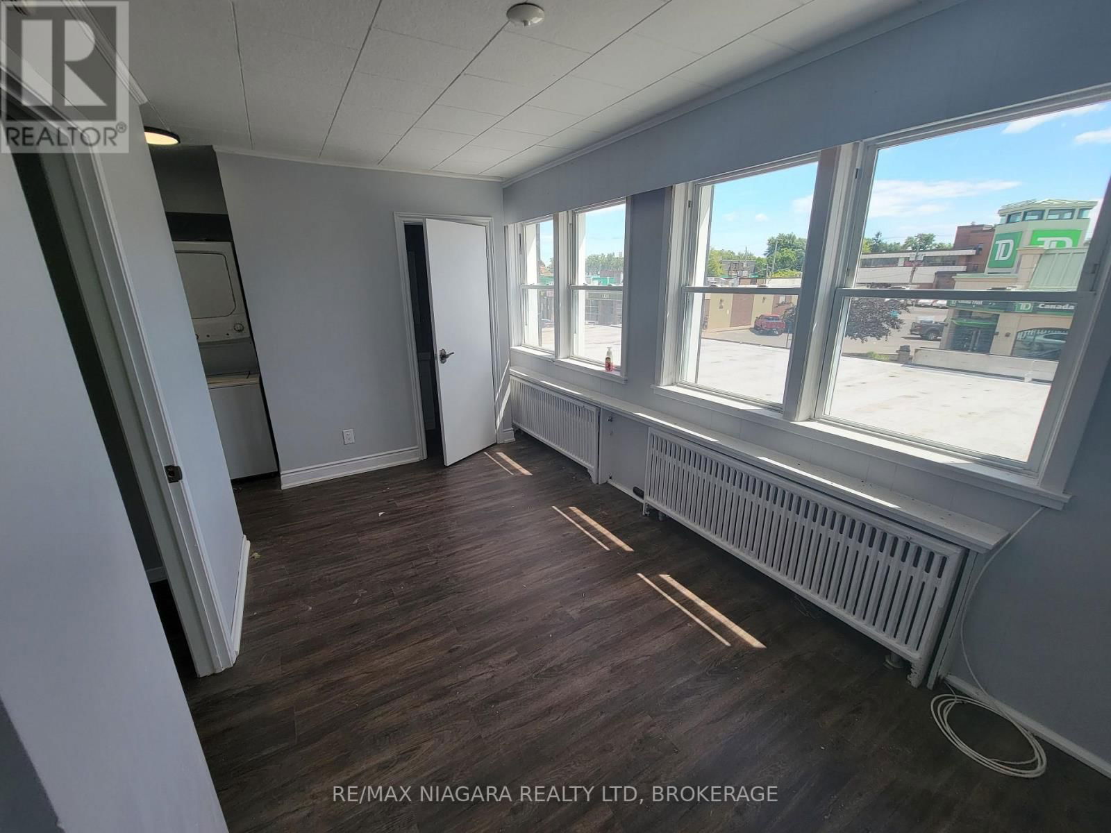 1 - 149 CLARENCE STREET NORTH Image 1