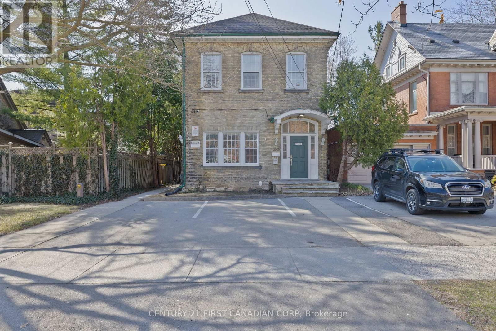 389 DUFFERIN AVENUE Image 2