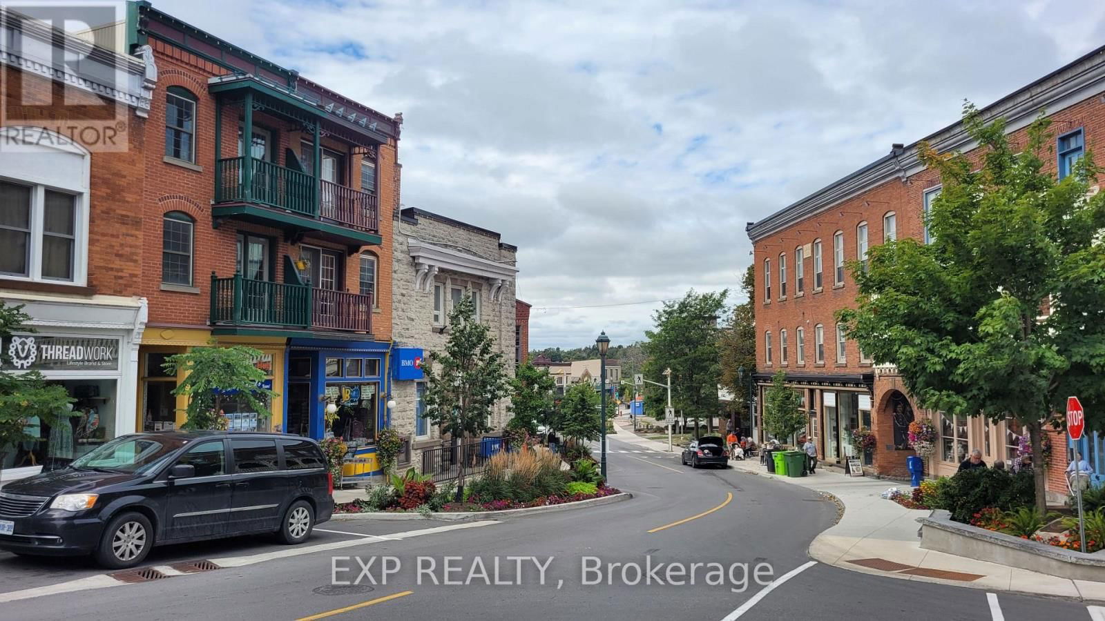 7 - 73 MILL STREET Image 13