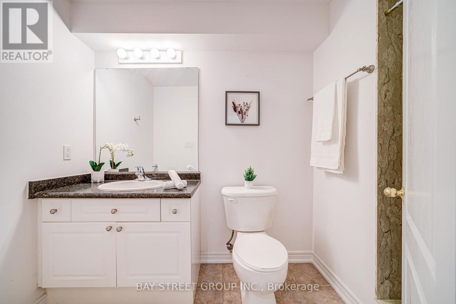 54 - 1085 HARROGATE DRIVE Image 16