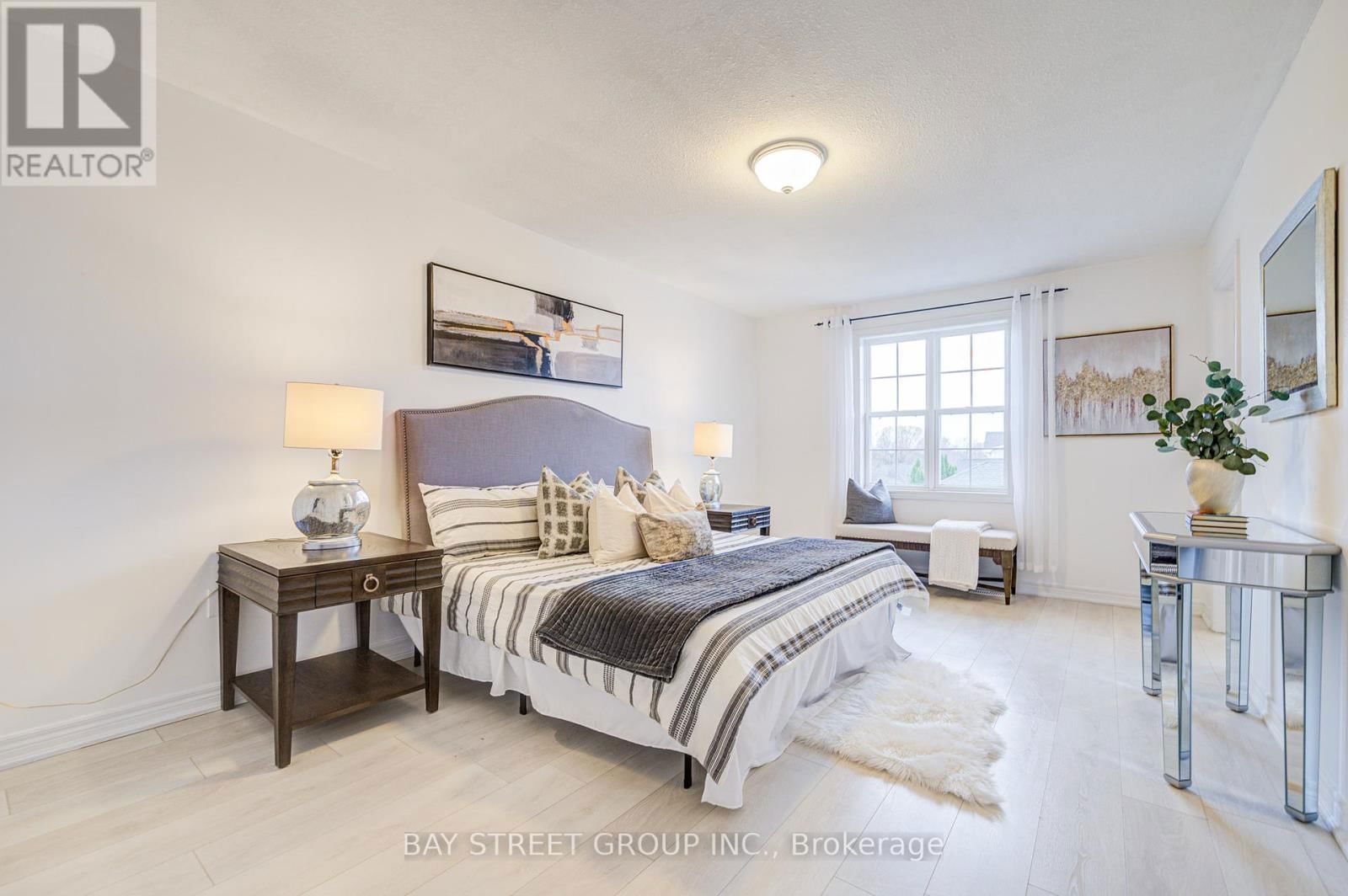 54 - 1085 HARROGATE DRIVE Image 24