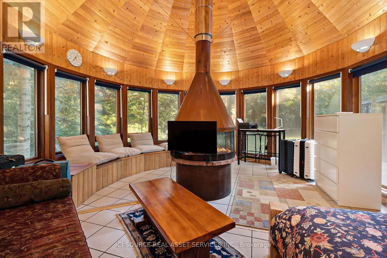3565 ALBION ROAD Image 3
