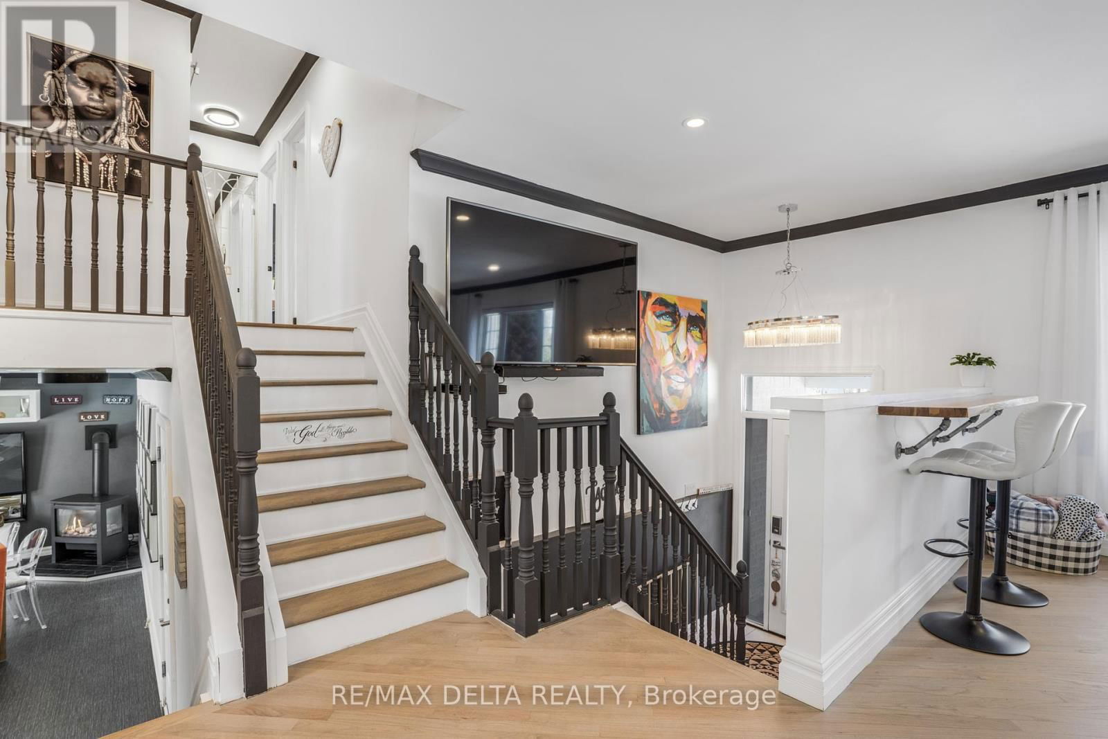1133 HEMLOCK STREET Image 13