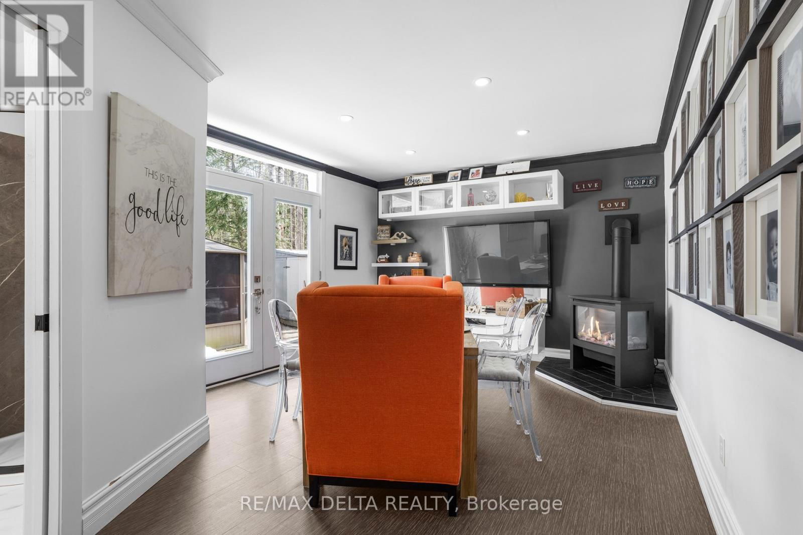 1133 HEMLOCK STREET Image 18