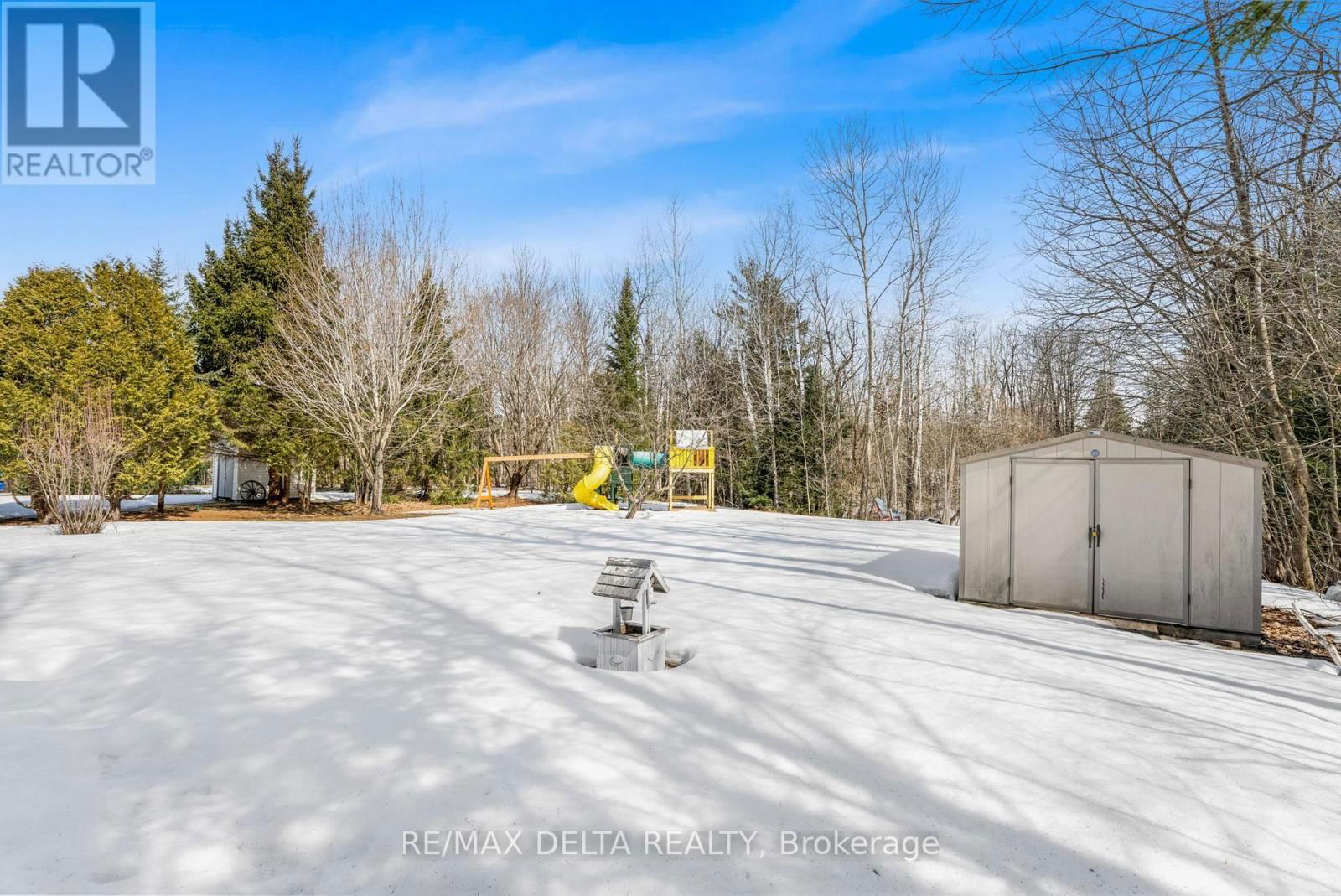 1133 HEMLOCK STREET Image 27
