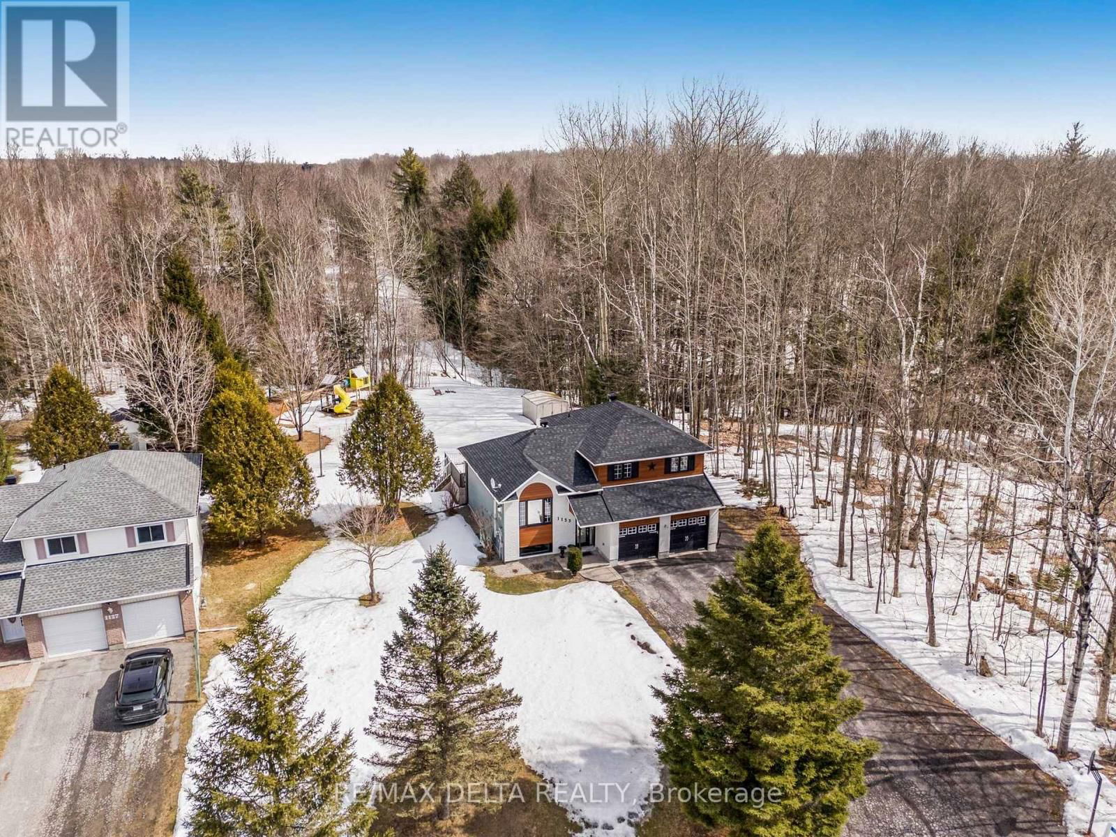 1133 HEMLOCK STREET Image 32