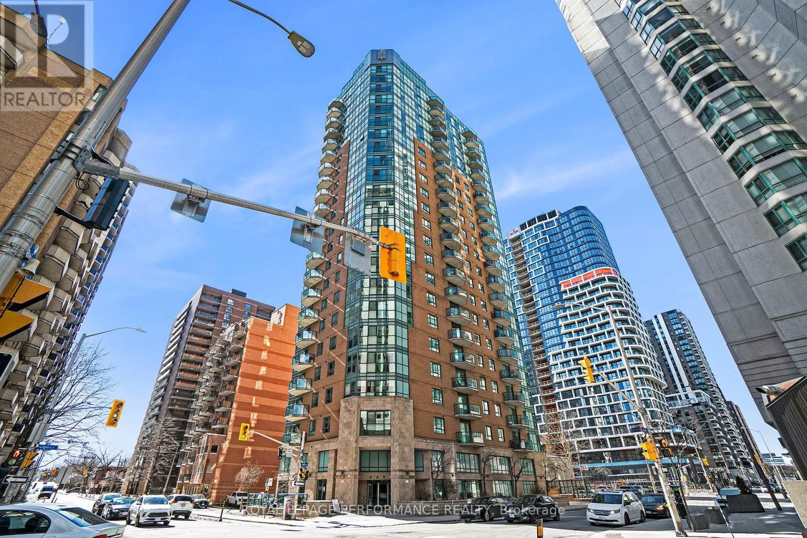 1901 - 445 LAURIER AVENUE WEST Image 1