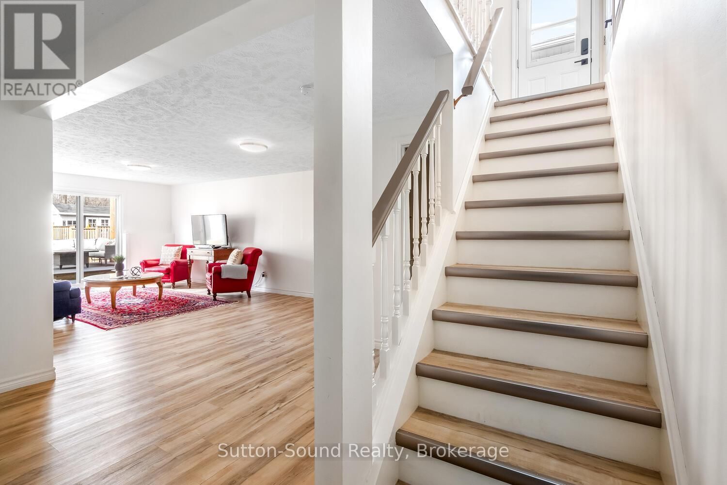 558 23RD STREET WEST Image 18