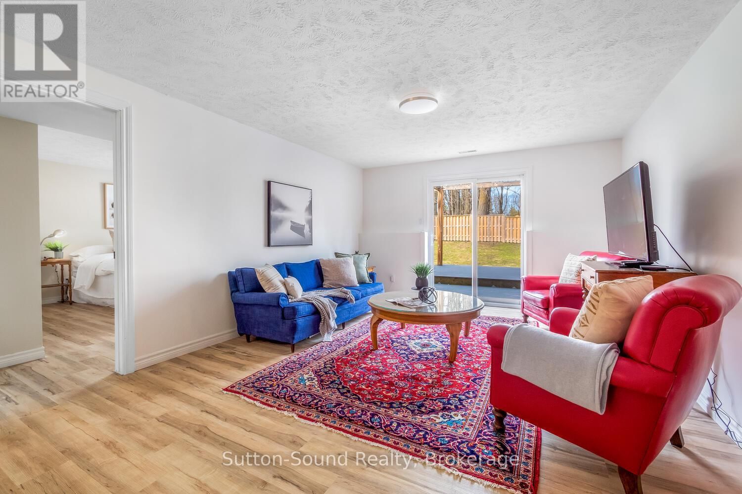 558 23RD STREET WEST Image 20