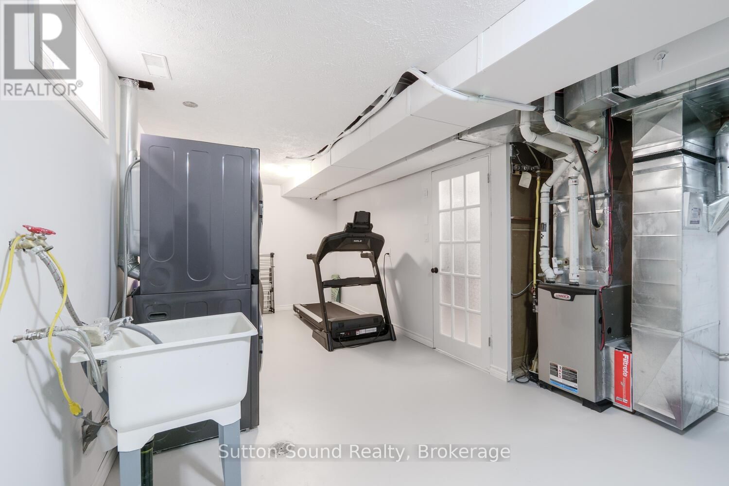 558 23RD STREET WEST Image 27