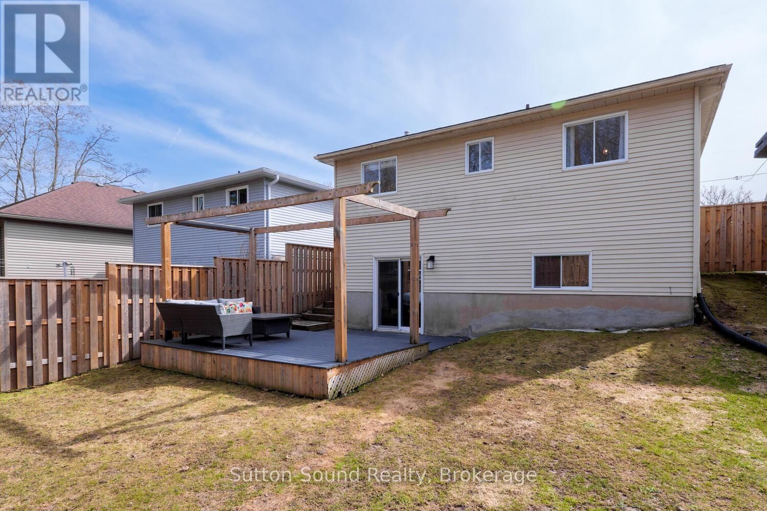 558 23RD STREET WEST Image 29