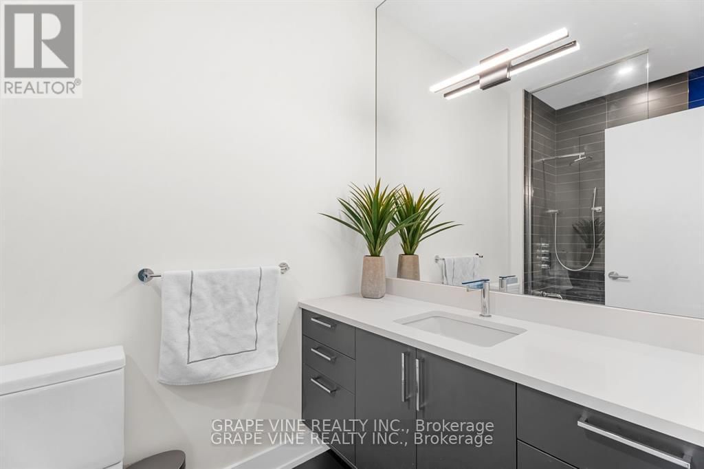 377 DOMINION AVENUE Image 23