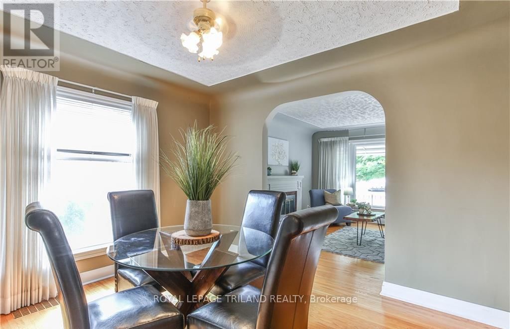 28 BEATTIE AVENUE Image 11