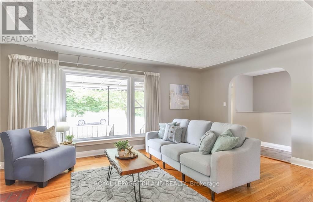 28 BEATTIE AVENUE Image 4
