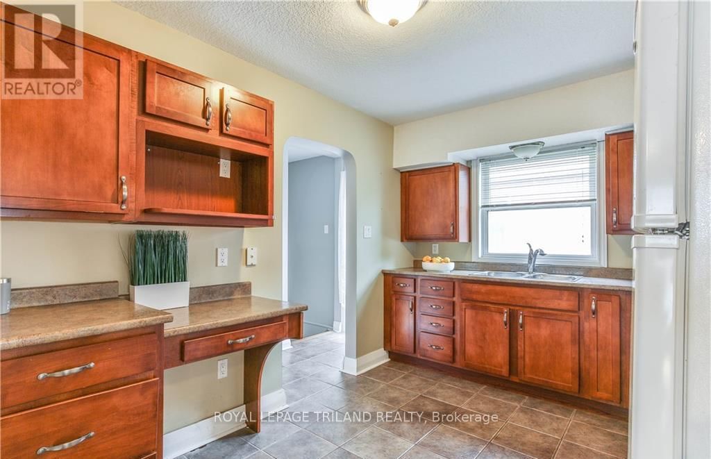 28 BEATTIE AVENUE Image 7