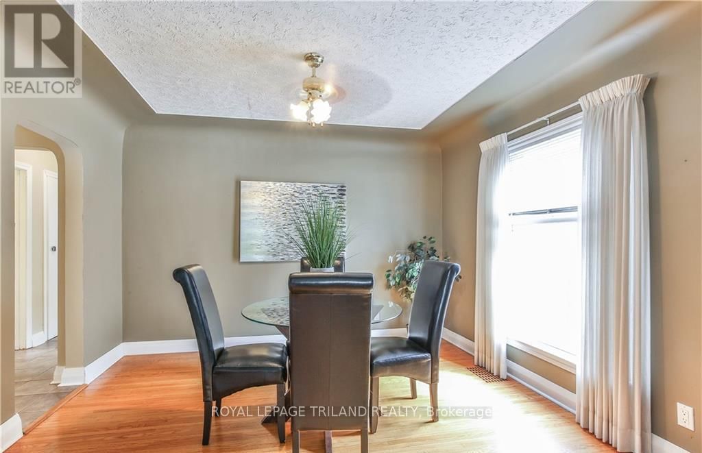 28 BEATTIE AVENUE Image 9