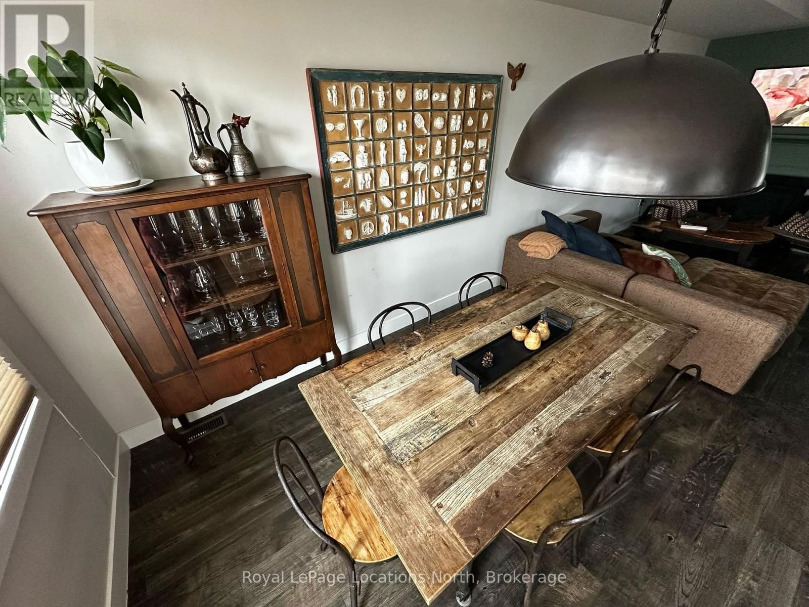 185 COURTLAND STREET Image 9