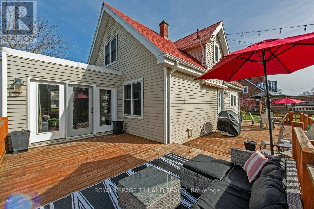 165 DELATRE STREET WEST Image 23