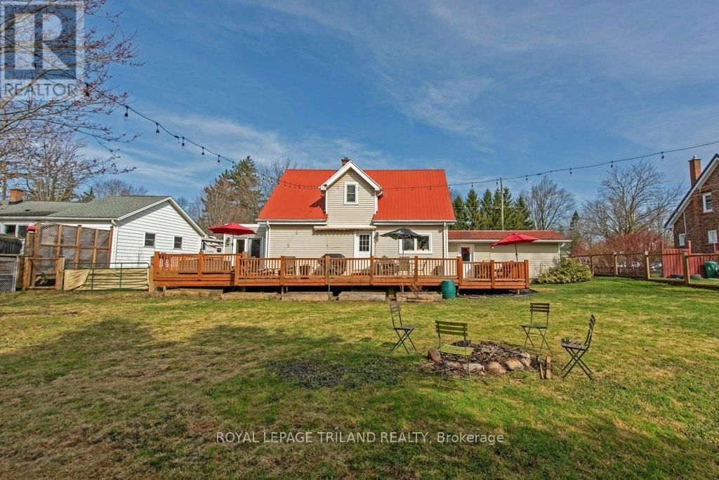 165 DELATRE STREET WEST Image 25