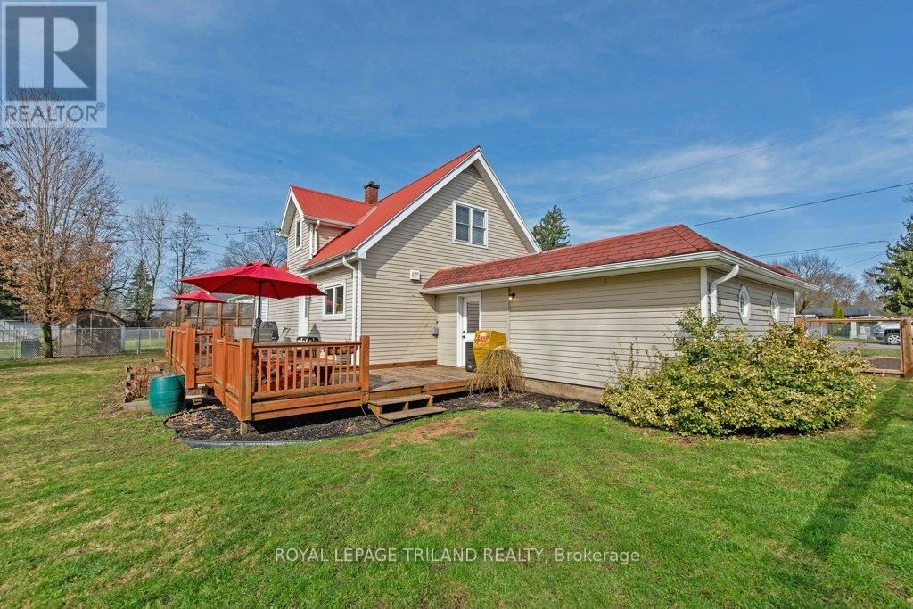 165 DELATRE STREET WEST Image 27