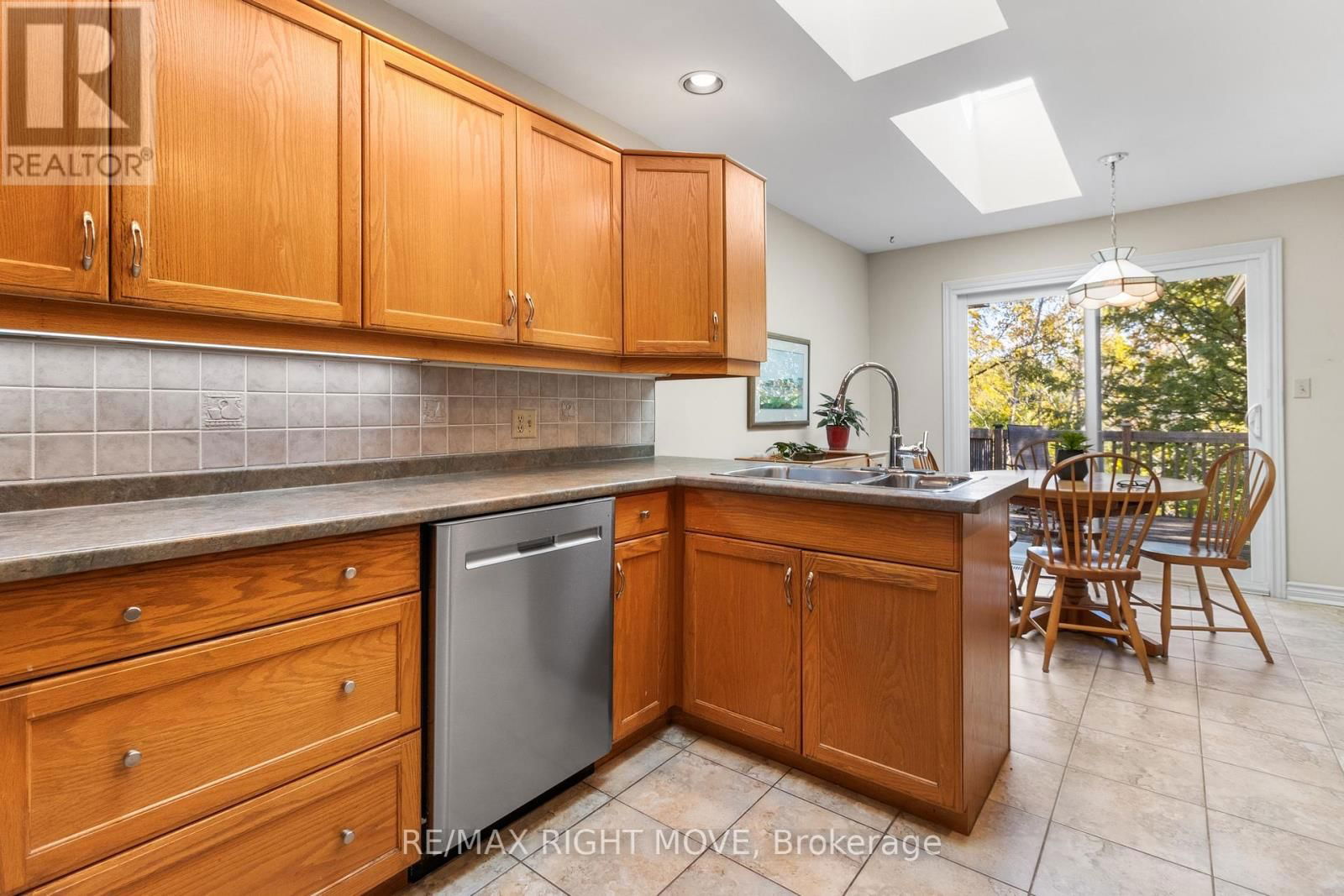 16 - 141 WELLAND VALE ROAD Image 11