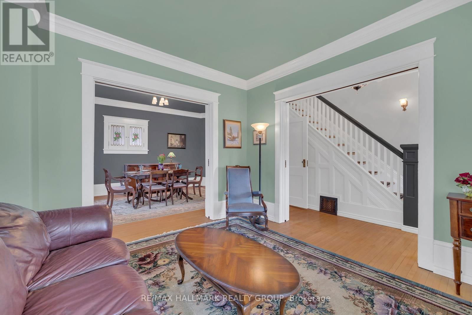 215 THOMAS STREET Image 6