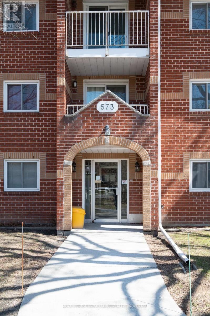 110 - 573 ARMSTRONG ROAD Image 2