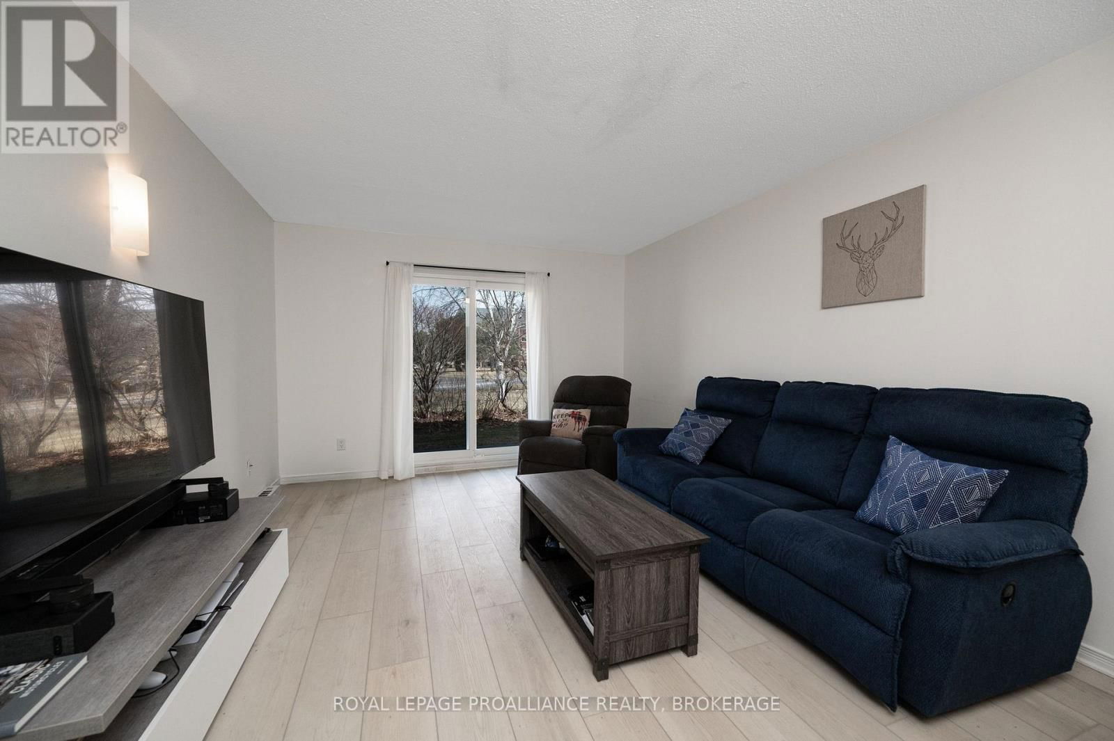 110 - 573 ARMSTRONG ROAD Image 6