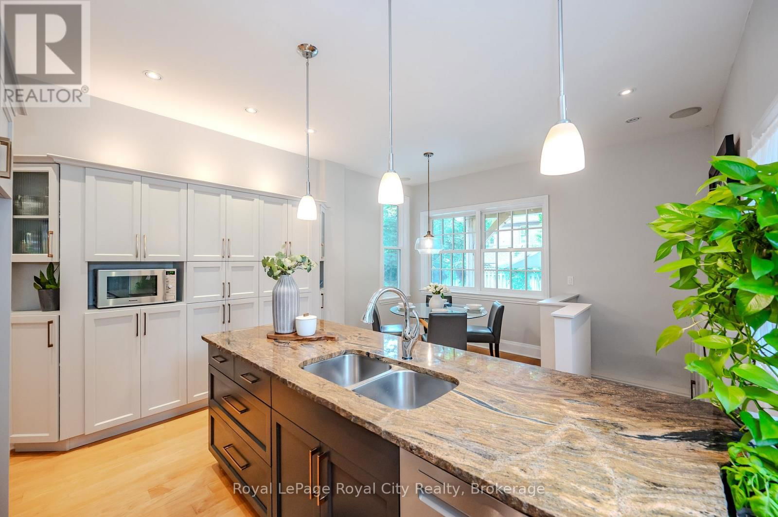 42 LIVERPOOL STREET Image 16
