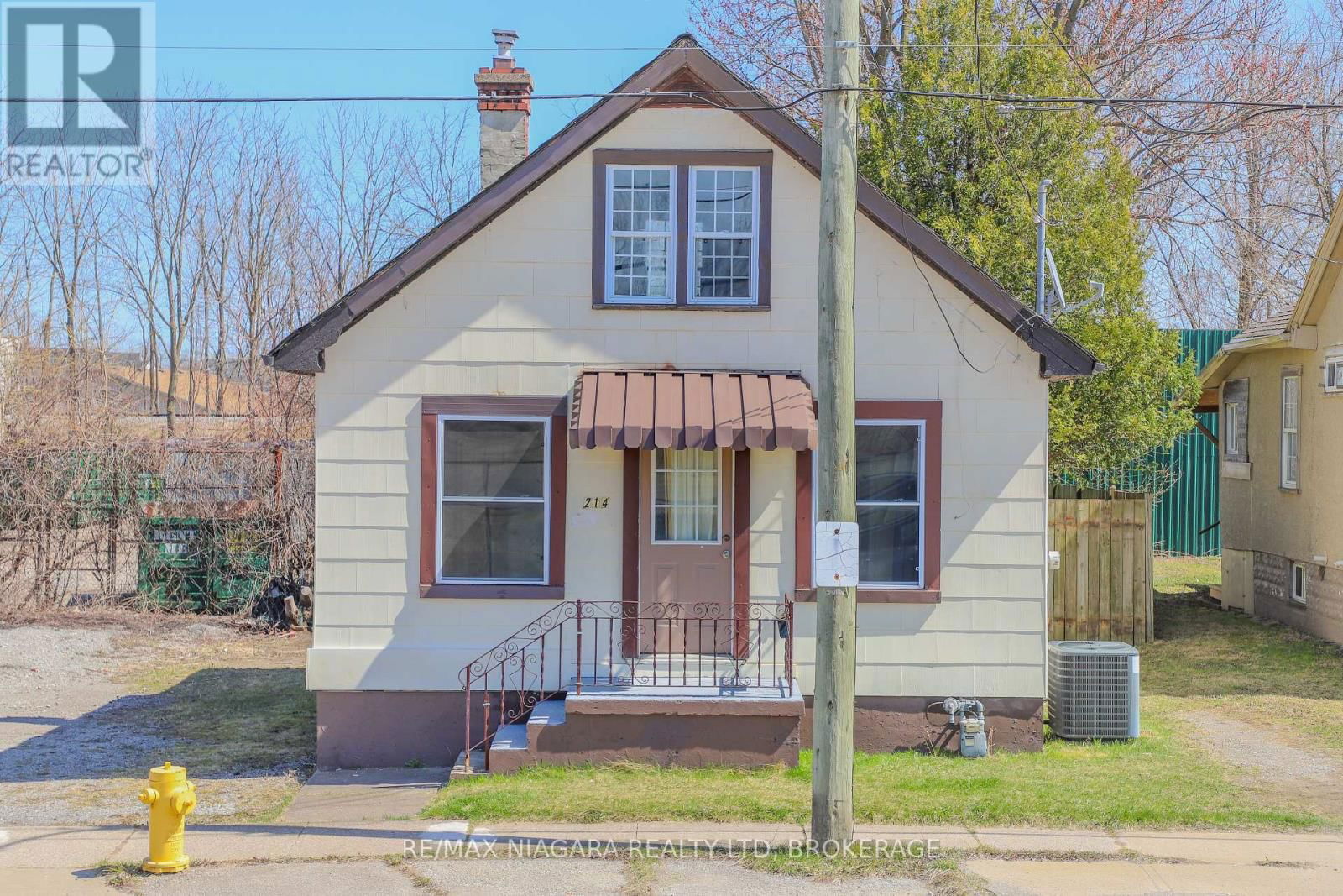 214 ALLANBURG ROAD Image 1