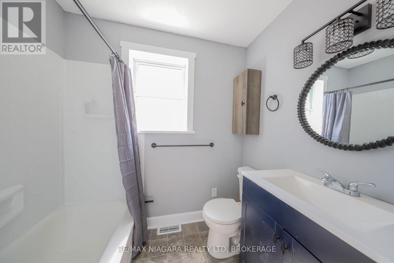214 ALLANBURG ROAD Image 10