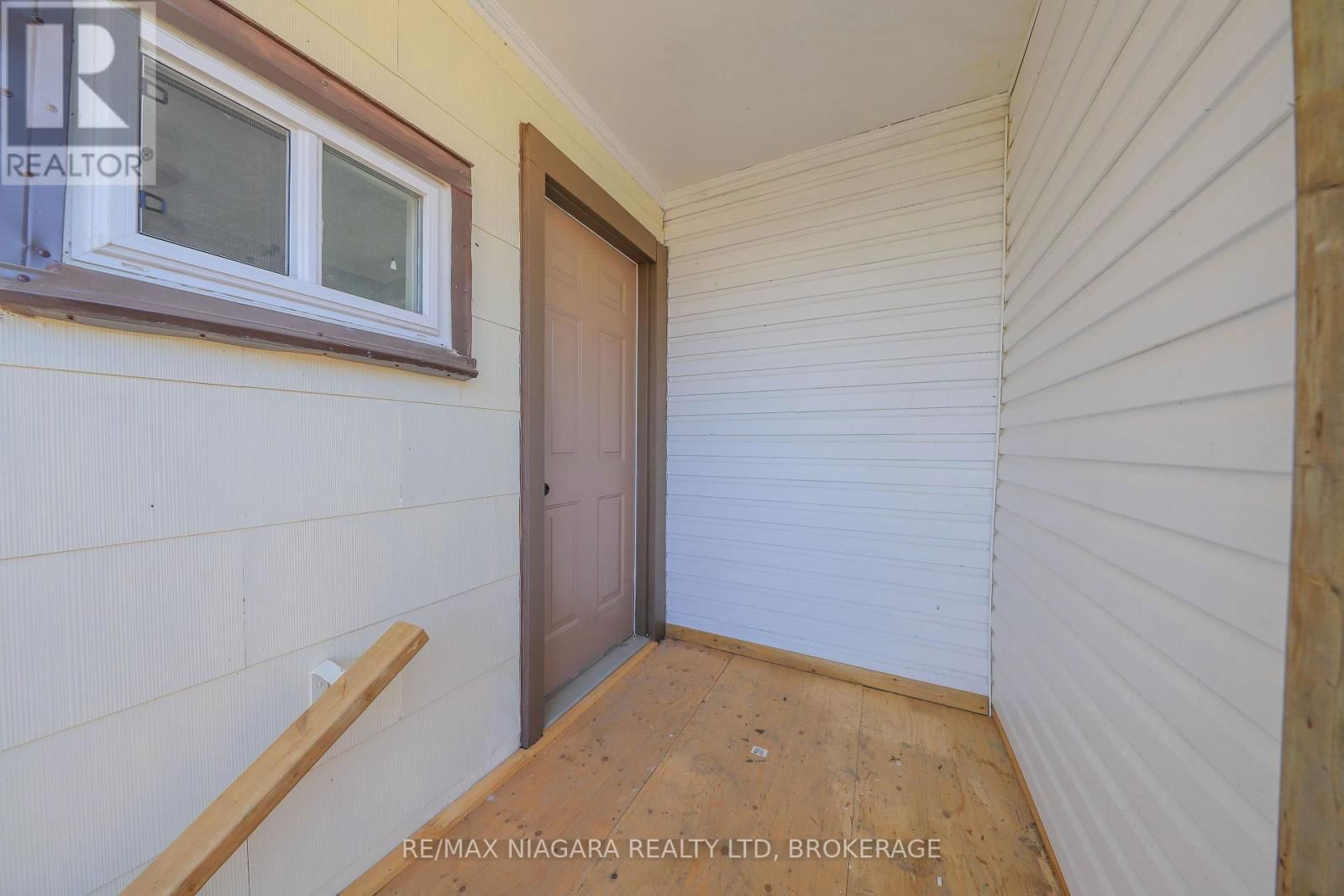 214 ALLANBURG ROAD Image 16