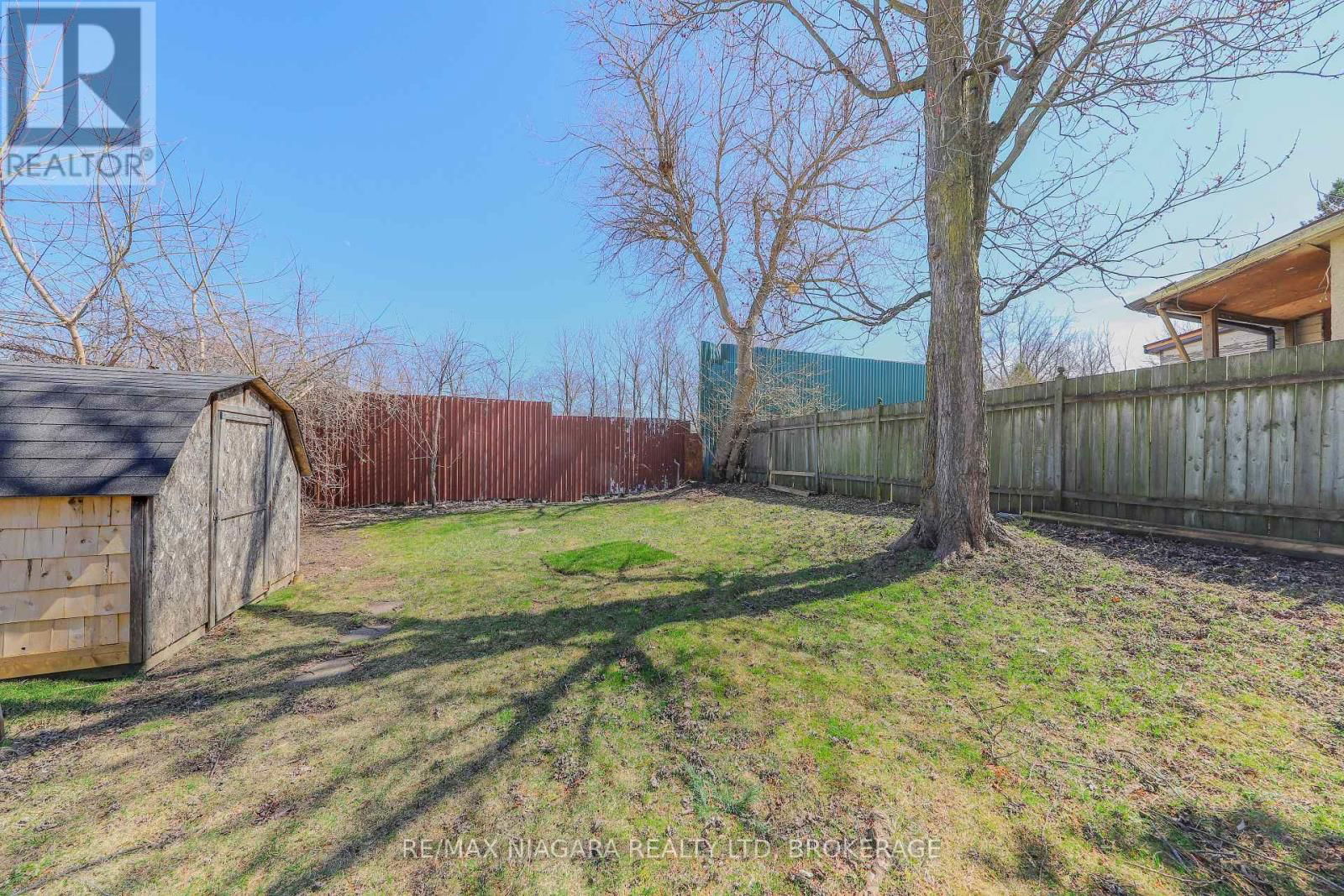 214 ALLANBURG ROAD Image 21
