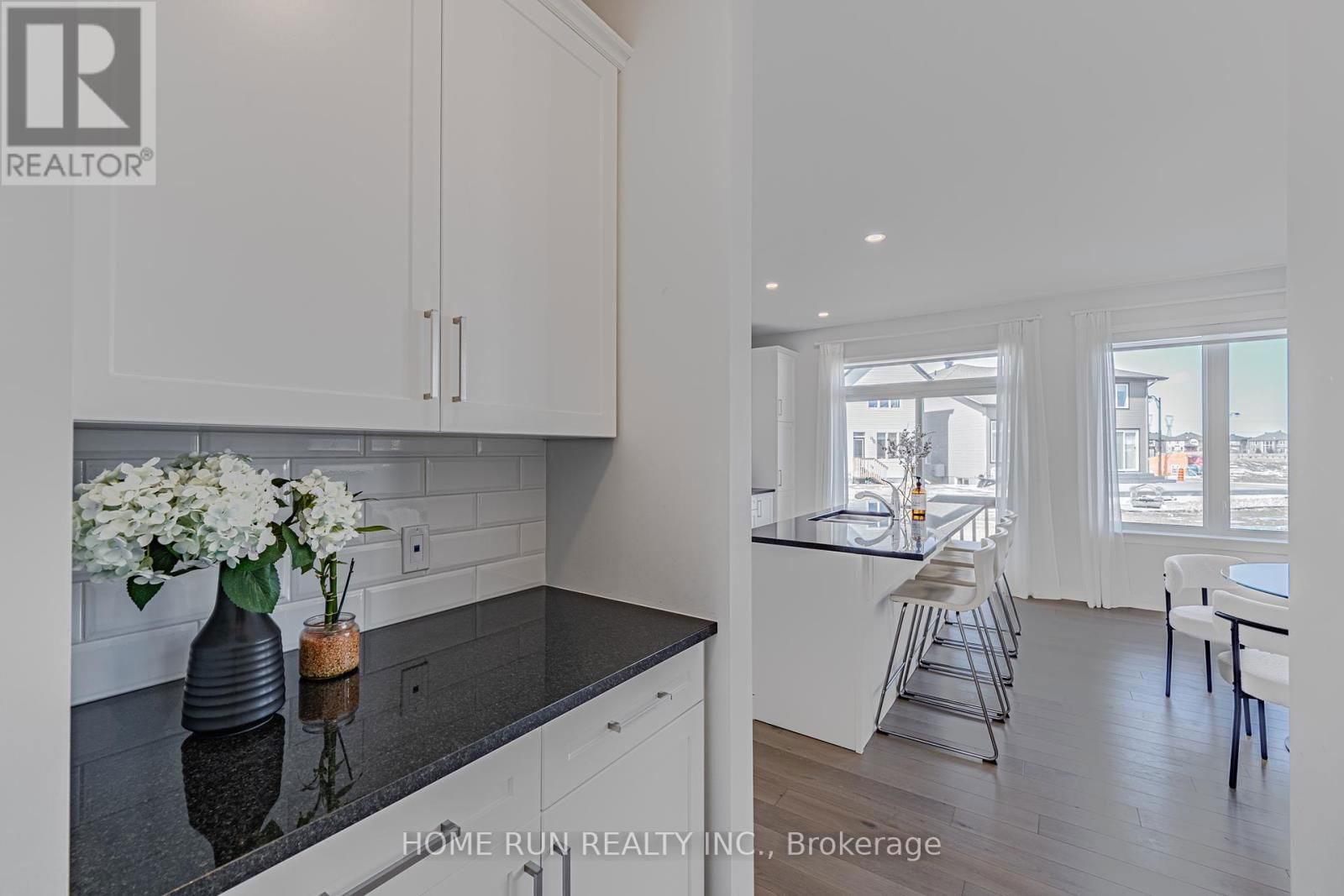 408 GIDRAN CIRCLE Image 11