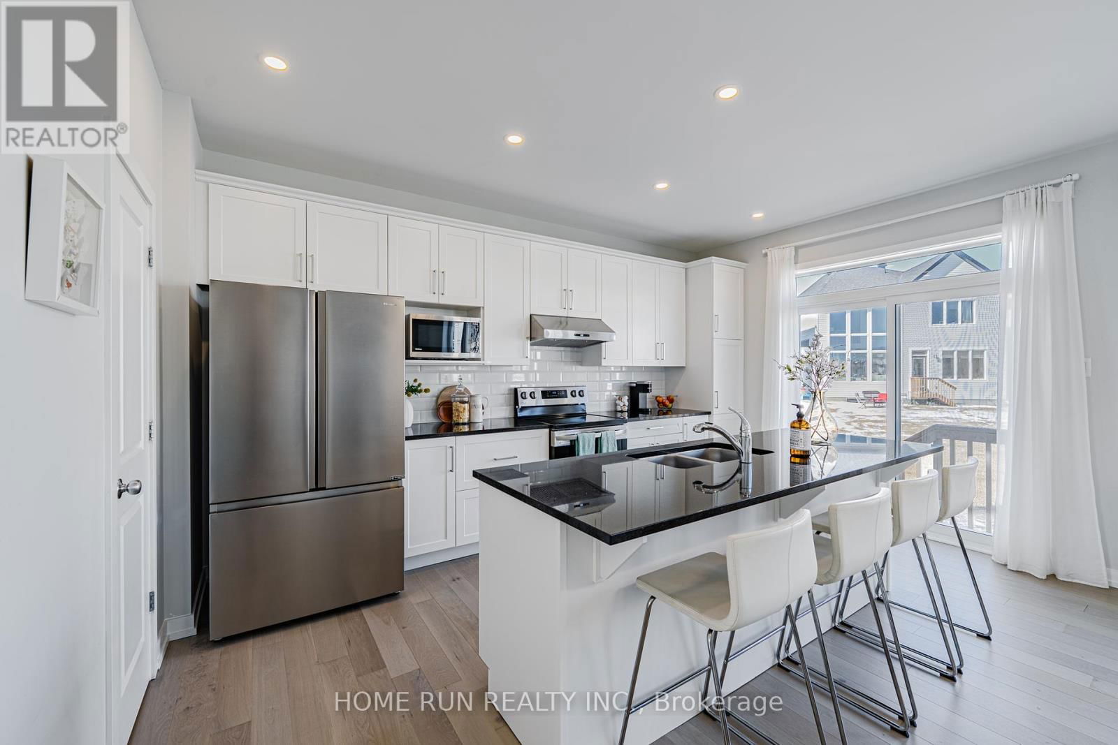 408 GIDRAN CIRCLE Image 13