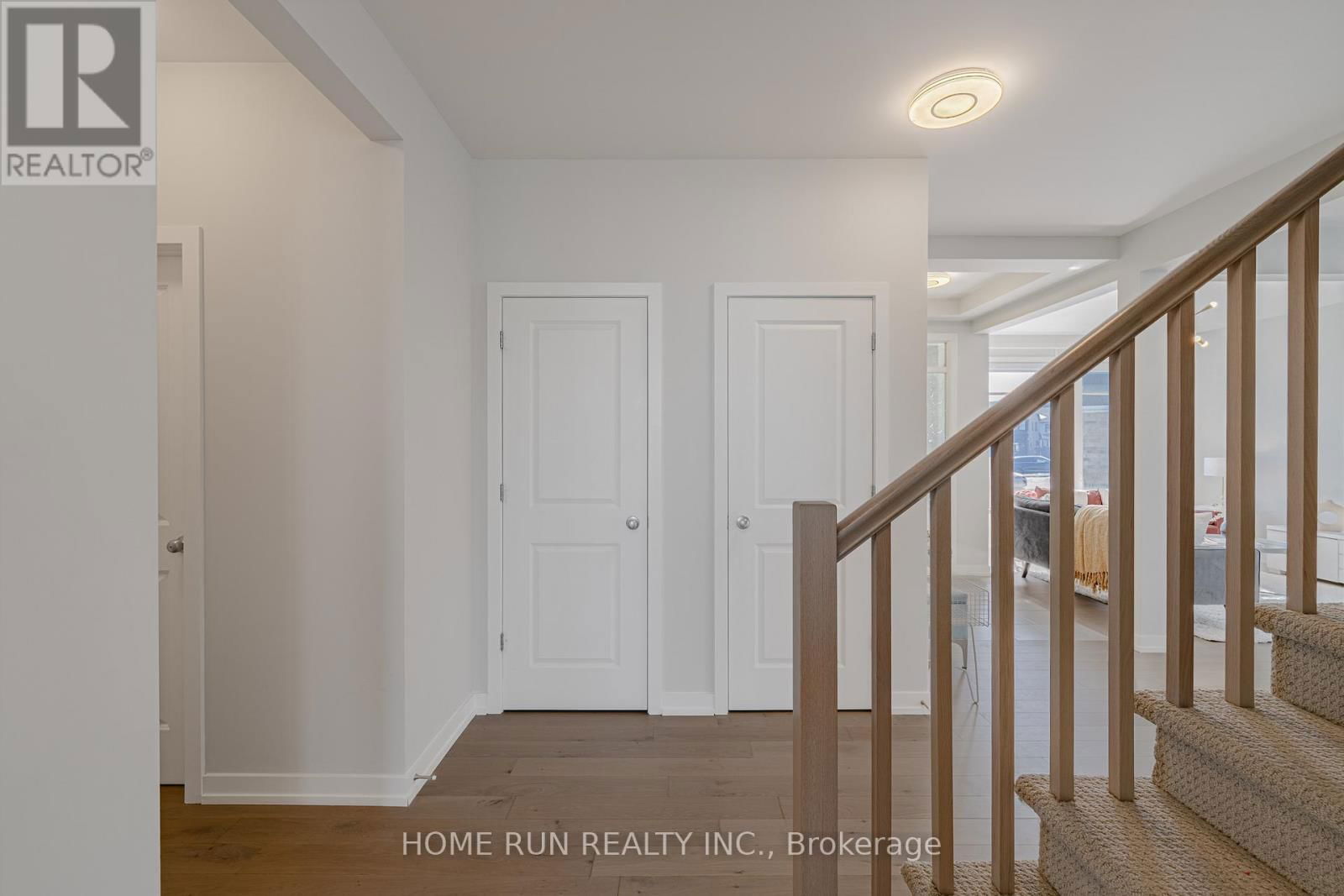408 GIDRAN CIRCLE Image 24