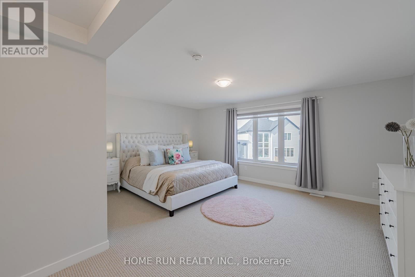 408 GIDRAN CIRCLE Image 32